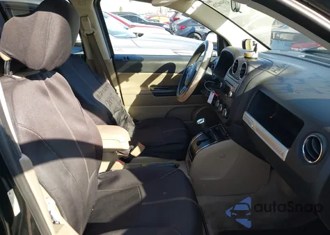 2015 Jeep Compass Sport из США, поврежденный, VIN 1C4NJCBA5FD313735